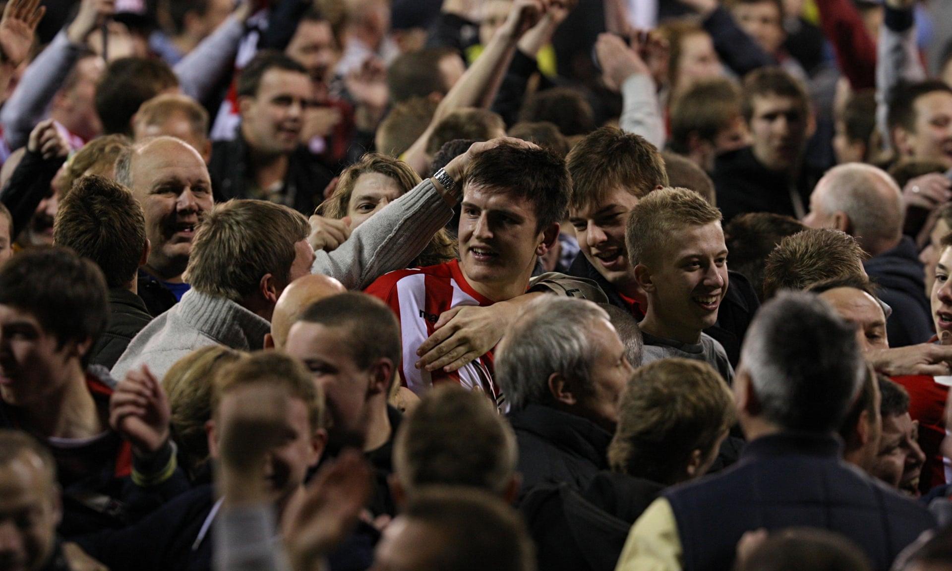 以微弱优势 以微弱优势